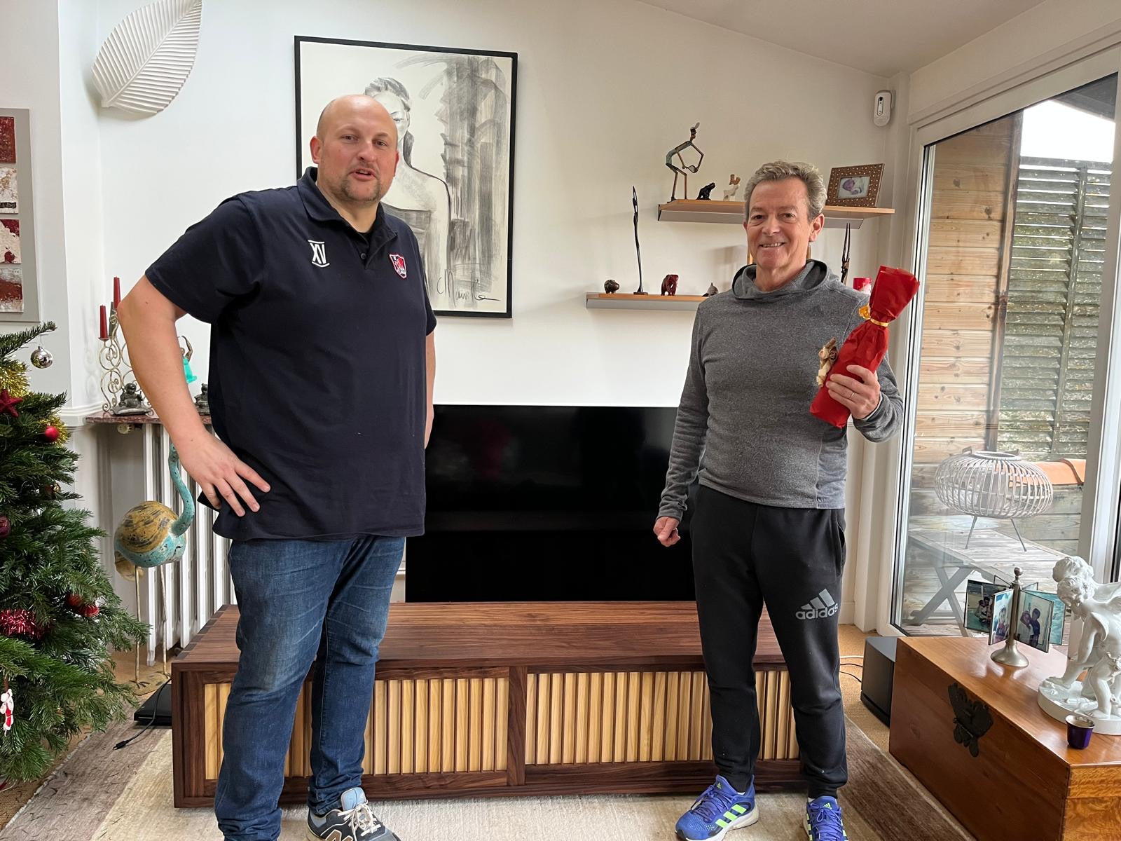 Livraison d'un Graham. Ebénisterie d'exception.