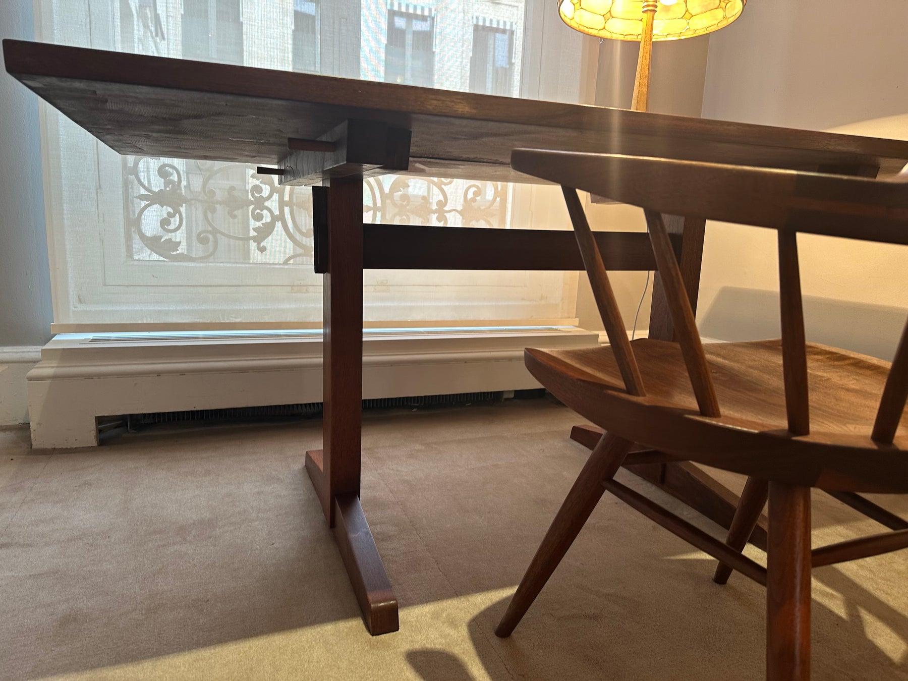 Œuvre de George Nakashima exposée chez Piasa
