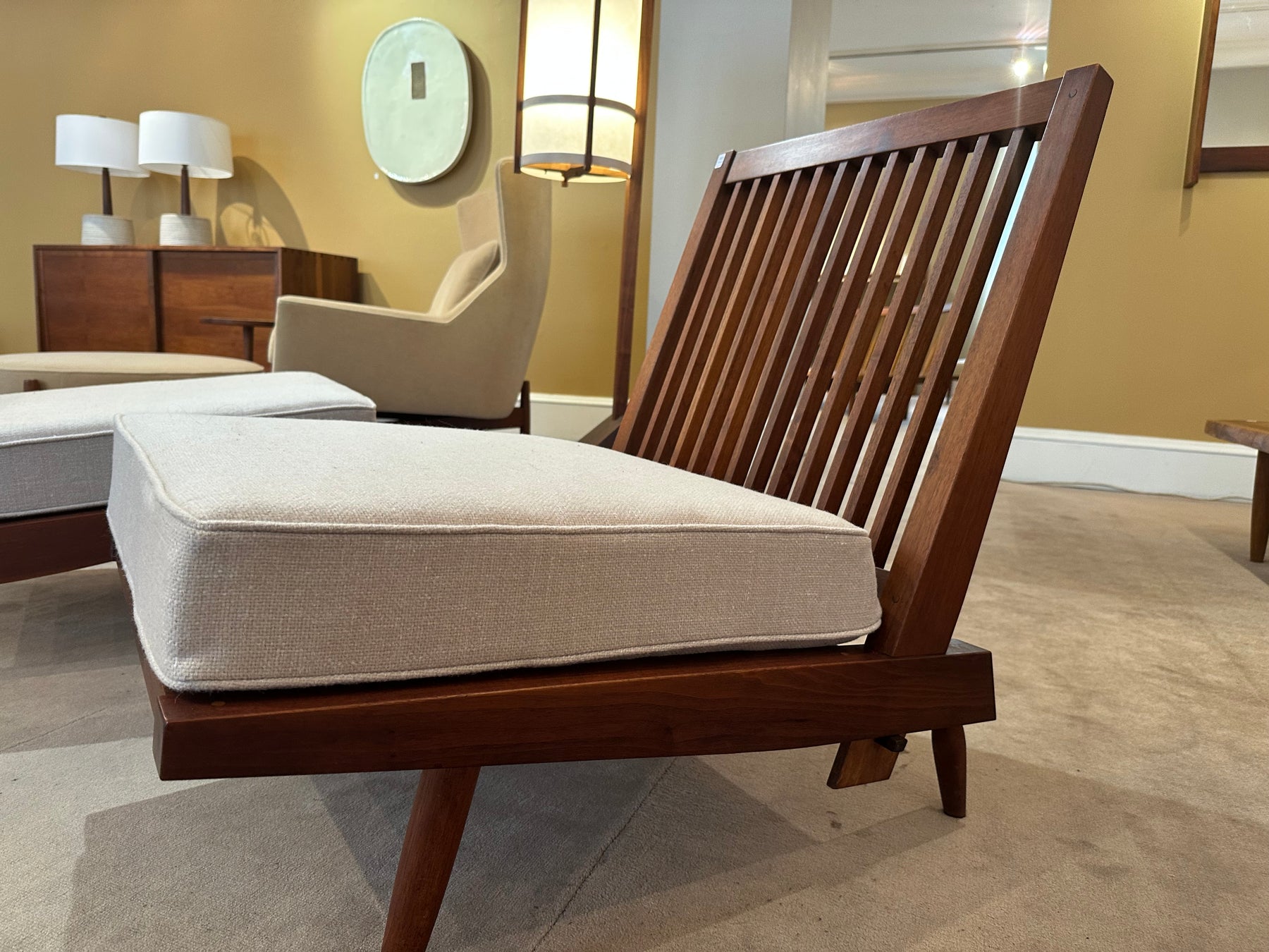 Détail d'une pièce de George Nakashima