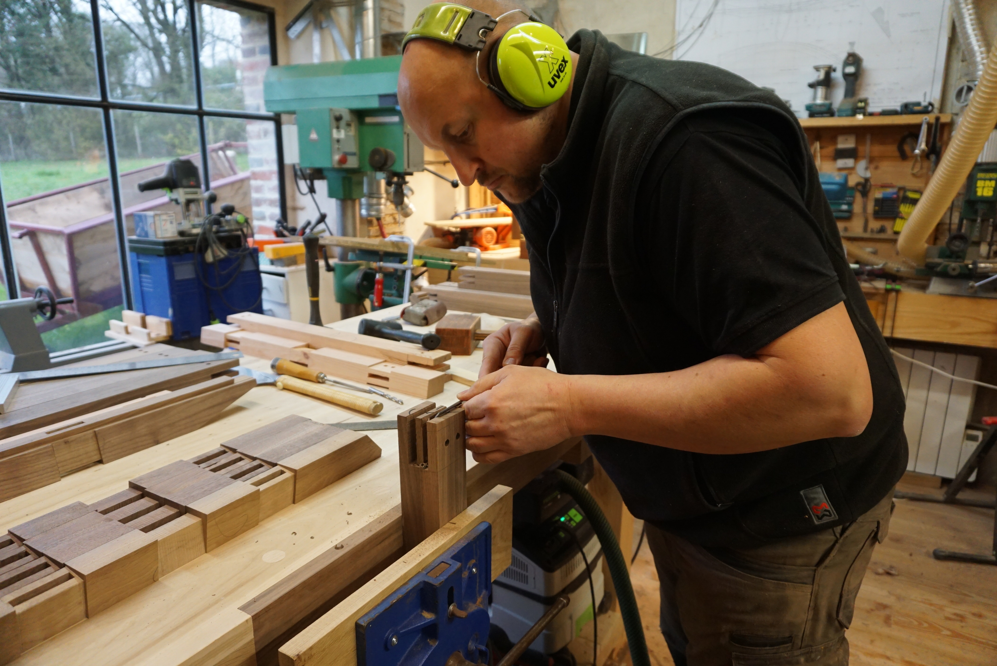 Dessin et fabrication artisanale